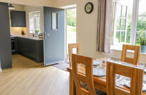 Ryedale Country Lodges - Hazel Lodge - Photo 8