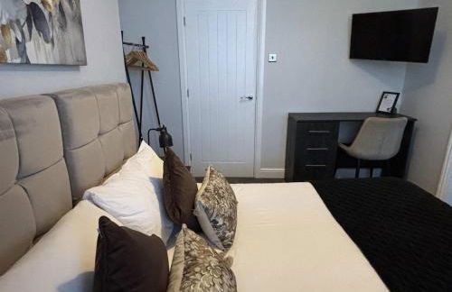 Large Luxury Home in Solihull - Sleeps 14 near NEC & BHX - Foto 45