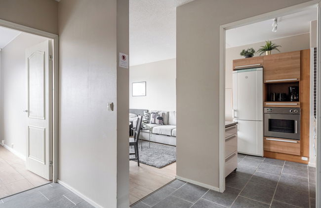 1BR Apartment with Balcony next to Railway Station - Foto 5