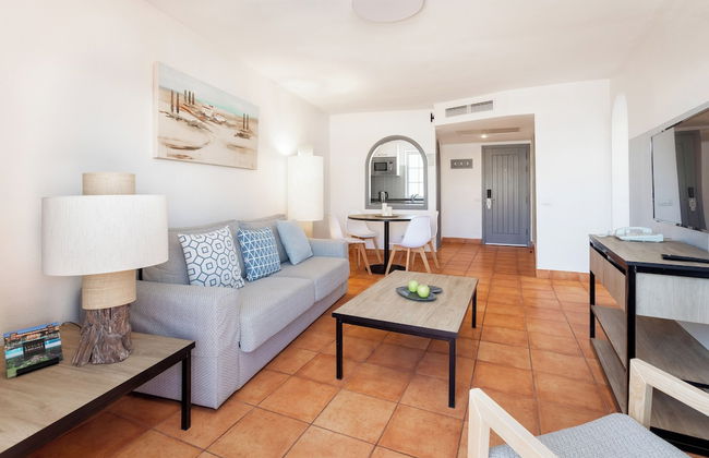 Sol Barbacan - Foto 11