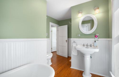 Oyster Shack - true gem in heart of downtown! - Foto 32