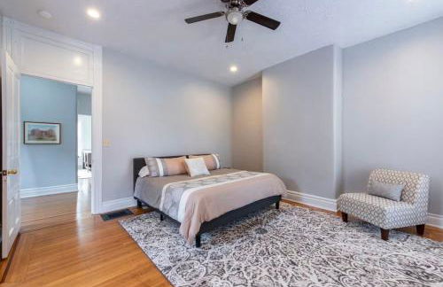 Huge Historic Renovated Home-Walk to All-Highlands - Foto 15