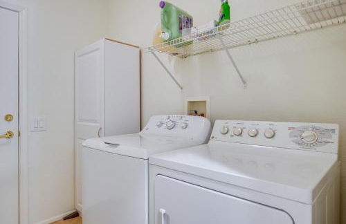 Near Golf Courses Surprise Home with Private Pool - Foto 23