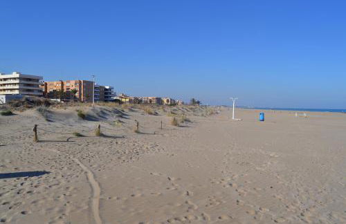 Apartamento Nuevo con Gran Terraza y Wifi en Canet - Photo 27