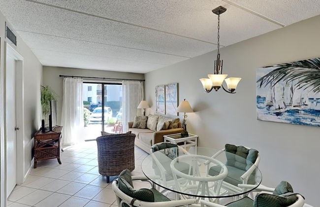 Ocean & Racquet by Distinctive Beach Rentals - Photo 45