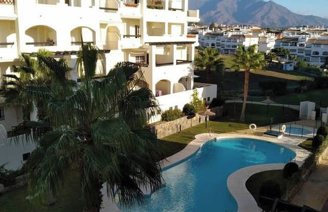 Top Floor Apt Close To Duquesa - Photo 1
