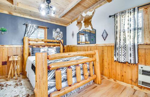 Serene and Cozy Studio Cabin Walk to Norfork Lake! - Foto 11