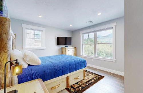 Hilltop Hideaway - Photo 19