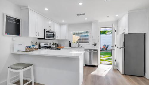 Cozy Cottage, Brand New, fully Private, walk to Everything - Foto 4