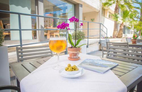 Atenea Park - Suites Apartments - Photo 40