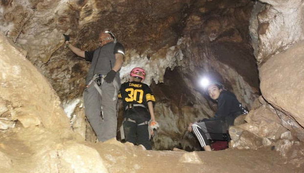 Caving in La Puente Cave - Foto 3