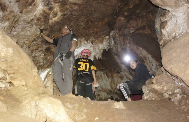 Caving in La Puente Cave - Foto 3