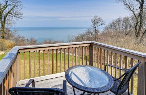 Amazing Rocky Point Retreat Overlooking the Sound! - Foto 22