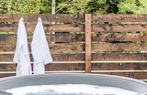 Bodior Garden Cottage Bach - Photo 20