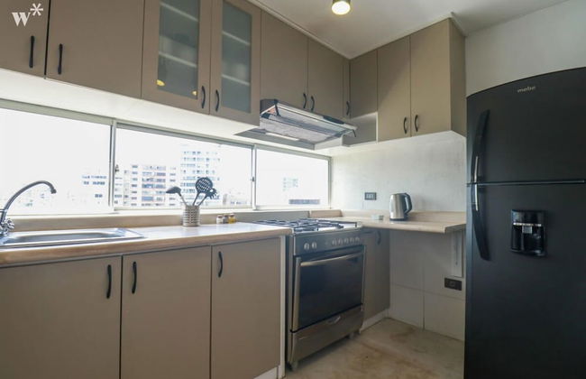 w Stylish 3BR With Ocean View in Miraflores - Photo 11