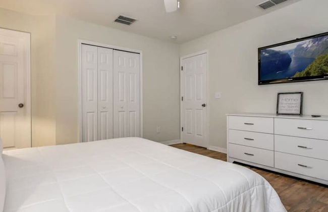 Remodeled Gem - Comfort and Location - Foto 20