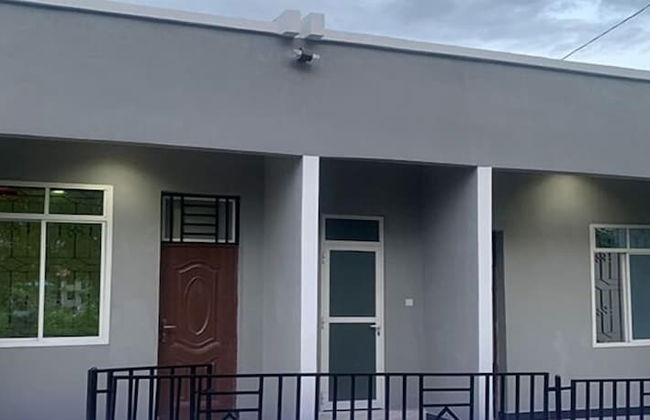 BRIAN HOMESTAY - Photo 1