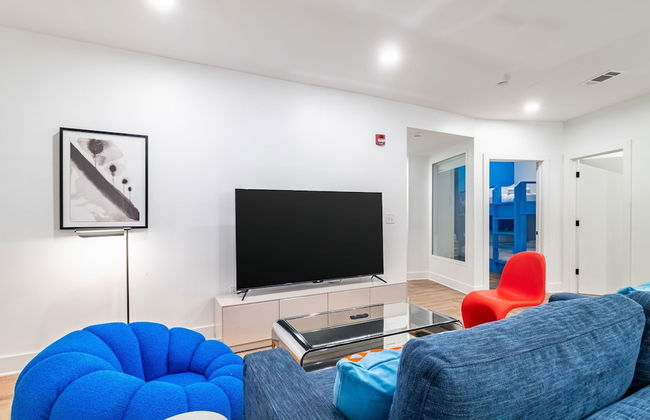 Dual Bachelor Pads w Rooftop Lounge Games Sleeps 26 5 Min to Broadway - Foto 7