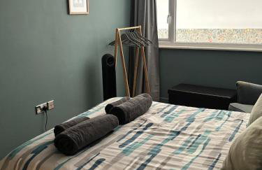 Central Plymouth Sea View Penthouse Apartment with Secure Parking - Foto 40