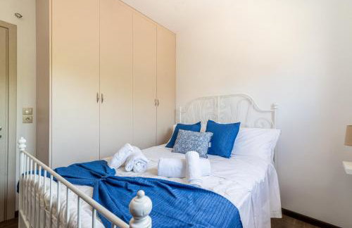 Sophia's Comfortable Home with a Private Backyard - Foto 26