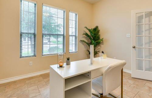 7 Mi to Lake Casa Blanca Laredo Family Home! - Foto 10