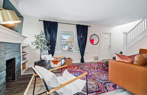 Spacious 4 Bedroom Sleeps 10 with Sauna and Hot Tub - Foto 4