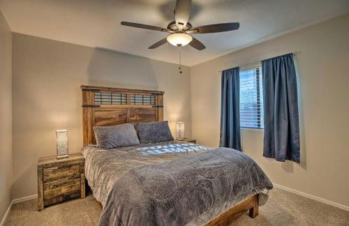 3 Mi to Westgate Desert Home with Hot Tub in Peoria - Foto 17