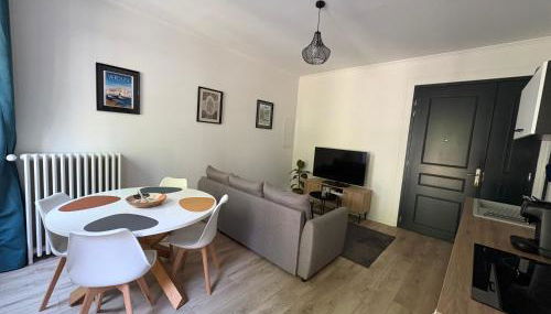 La Cour du Prince - F2 Centre-ville avec cour - Foto 5