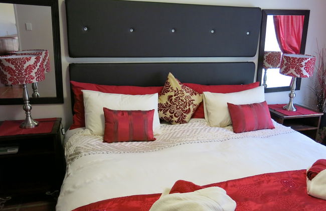 Self Catering 1 Bedroom Sofa Bedfull Bathroom Ideal for 4 Guets - Welcome - Foto 3