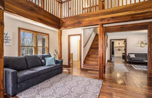 The Hopkins Hideaway - 40 Acres with trails, Arcades, Hot Tub, Fire Pit - Foto 26