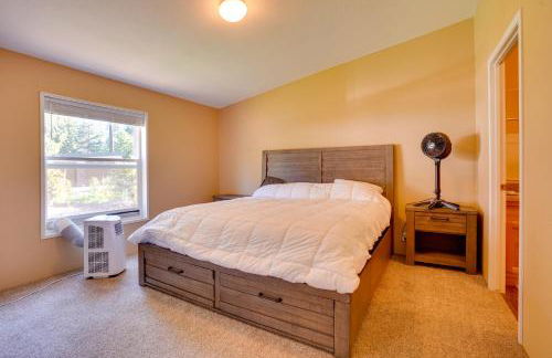 Lovely Detroit Home with Deck - Walk to Town! - Foto 10