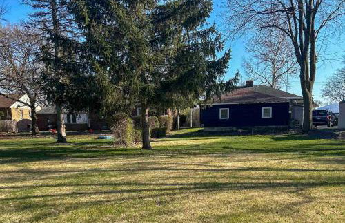 Spacious and Peaceful Suburban Home in Lansing! - Foto 33