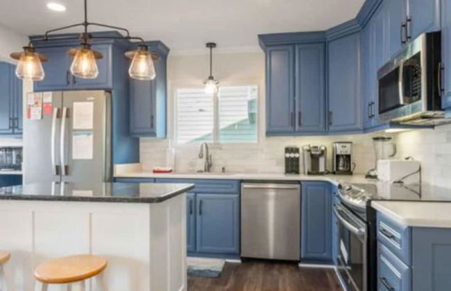 Enjoy Sunny Daze Private Pool Walk to Beach - Foto 17