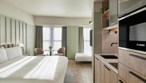 master St. Paul's - Photo 2