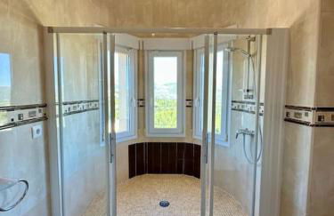 Casa Luna - Three Bedroom Villa with Stunning View - Foto 16