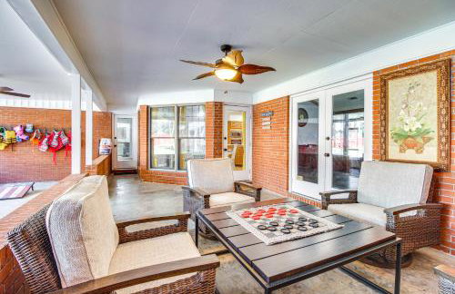 Pool and Gameroom Family Fun Retreat in Hinesville! - Foto 26