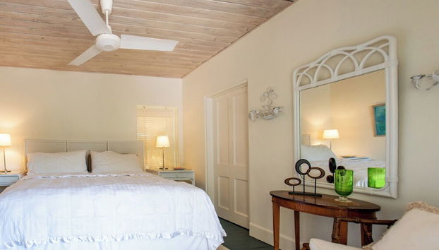 Oceanfront Oasis: Luxury Home With Sunset Views - Foto 4, Habitación