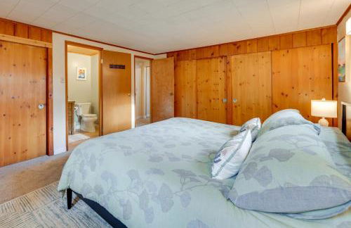 Beach and Bay Access! 5-Acre Whidbey Island Retreat - Foto 16