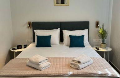 Kyveli LuxuryRooms - Photo 31