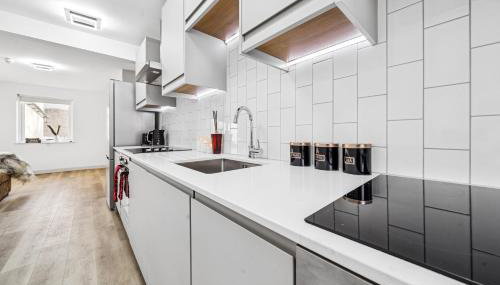 Cheap & Stylish Single Room - Shared House in Central Bristol by AltoLuxo Short Lets & Serviced Accommodation with FREE WiFi and Parking - Foto 5