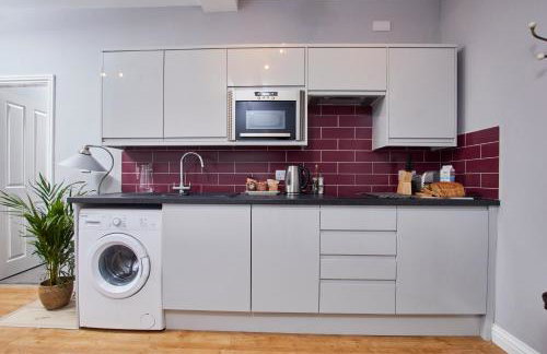 Delven House- Serviced Apartments - Photo 13