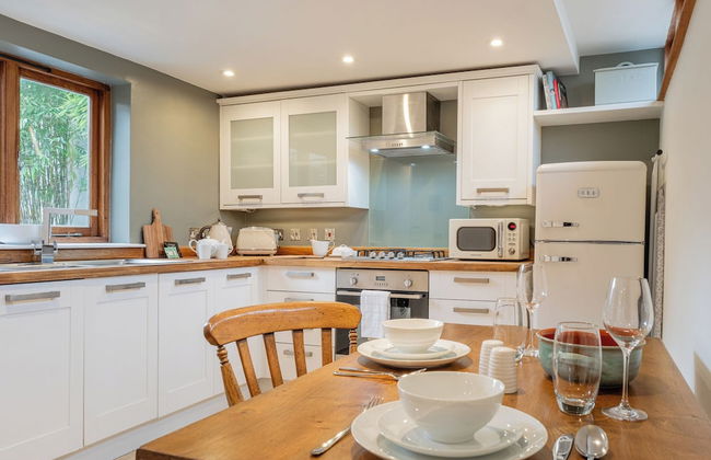 Coach House - Lovely Home in Cheltenham - Photo 59