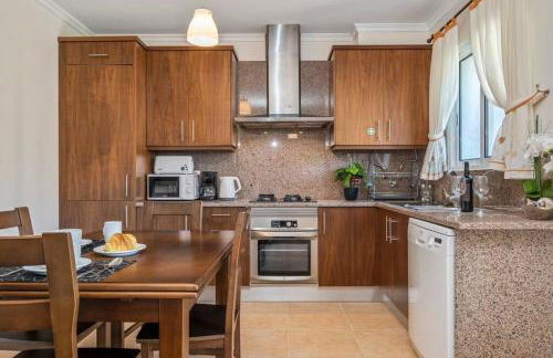 Casa do Palheiro Ribeirinho by Rent-a-key - Foto 12