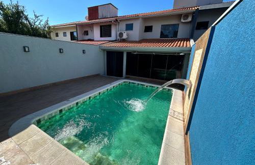 Sobrado, 4 Quartos, Piscina, até 12 pessoas - Photo 2