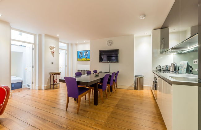 Sherlocks Hidden Home - Foto 19