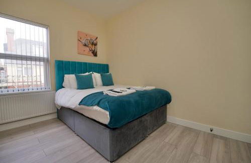 Hastings Manor - Free Netflix, Parking, WiFi & Private Garden - Foto 10