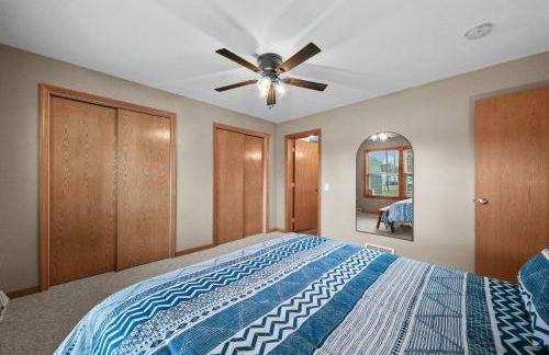 Sauna, Game Room, and Beach Front on Houghton Lake - Foto 55