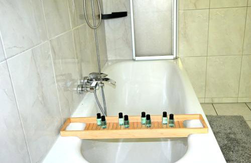 Sehr große Ferienwohnung, Apartment in Kaiserslautern WeHome Classic - Photo 34