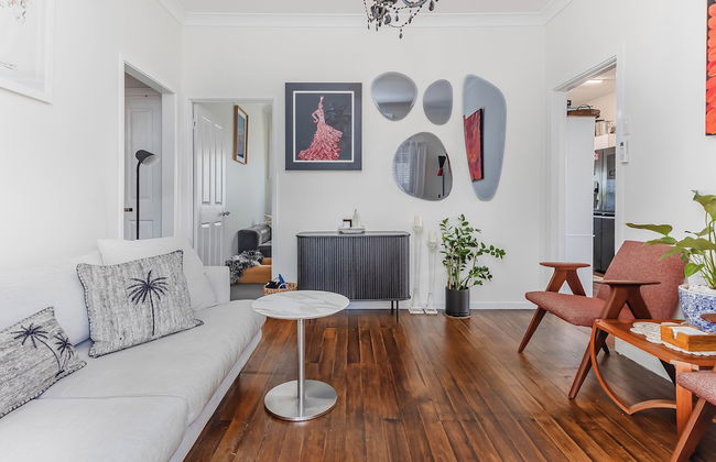 Kingy Beach House - Pet Friendly - Photo 4