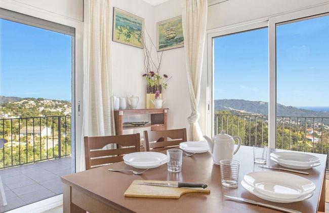 Serene Villa in Lloret de Mar With Private Swimming Pool - Photo 19